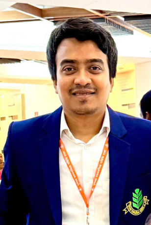 কাজী মুকিত — প্রকাশক, দেশের আলো